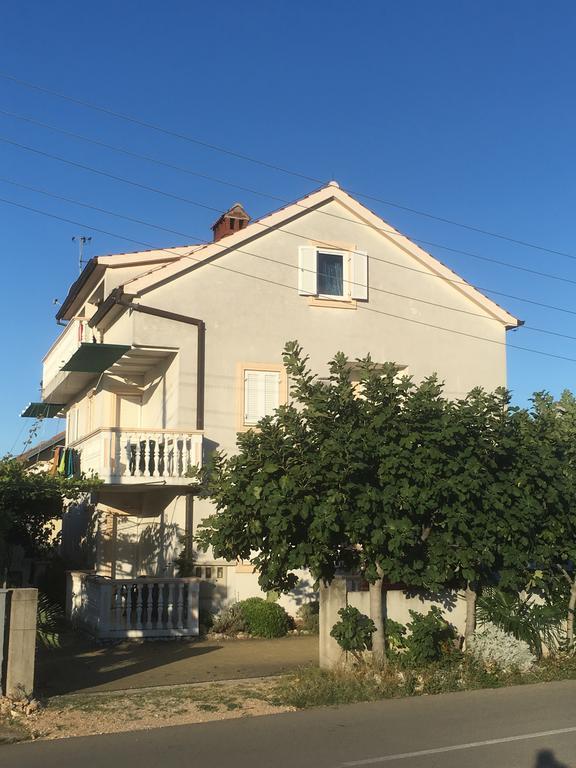Apartments Petra Biograd Na Moru Exterior foto